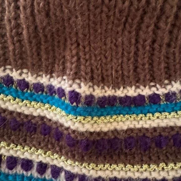 Scarf & Hat Knit -Brown With ,metallic Detail combo from Fownes - Picture 9 of 9